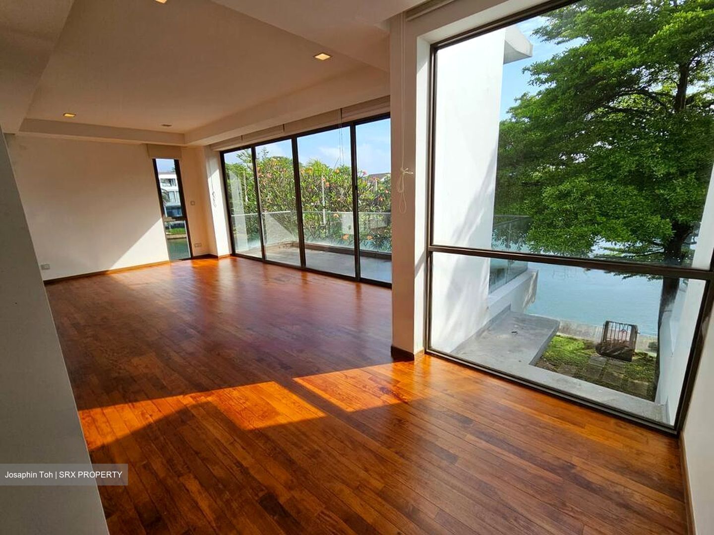 Paradise Island (D4), Detached #467768731